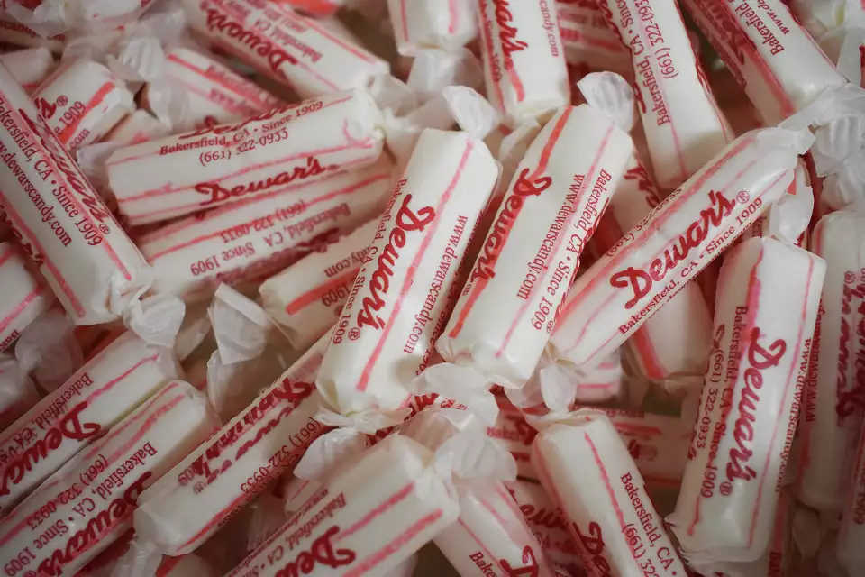 Dewar's Candy Shop Expands to The Ranch at Stockdale River Ranch