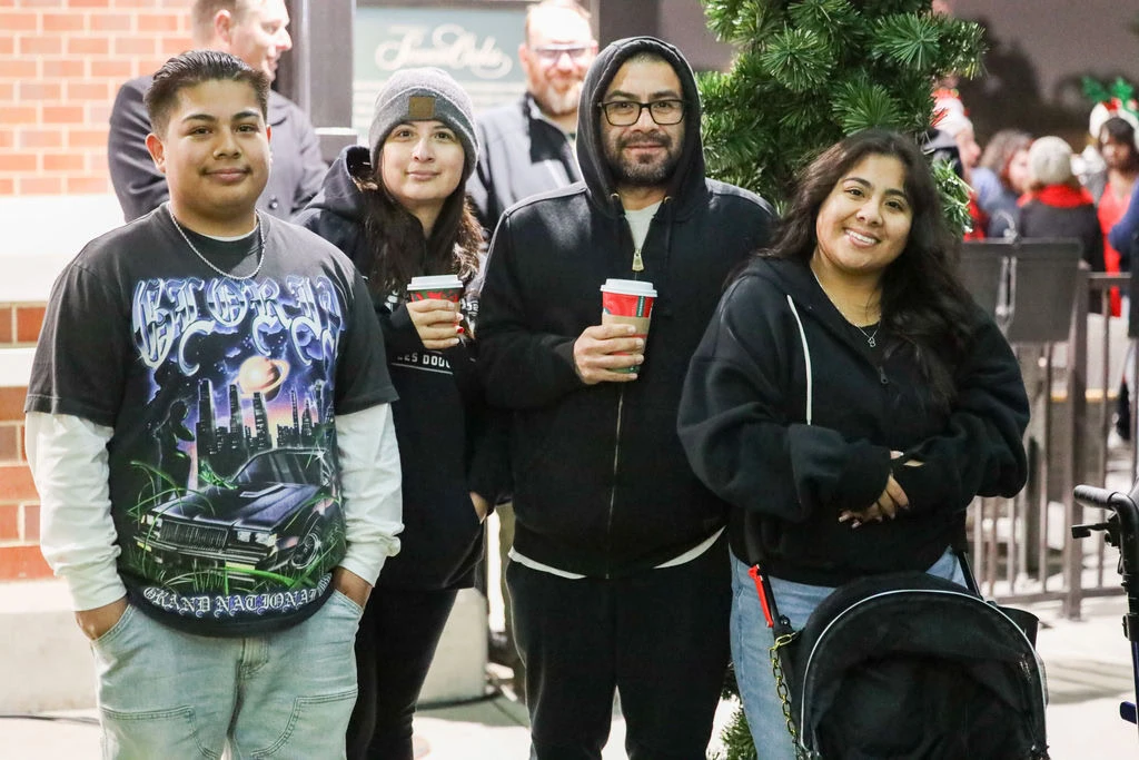 BH TreeLighting 079