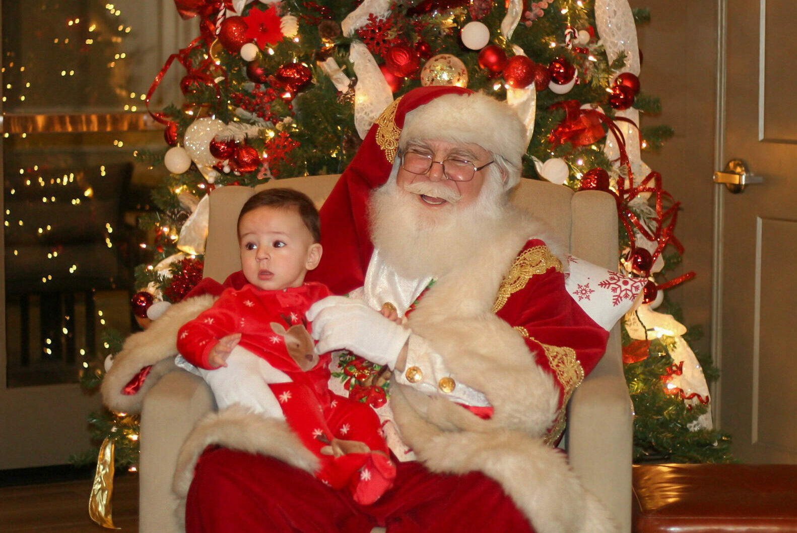 Celebrating the Season Together at Belcourt Seven Oaks 4 IMG 8973 e1767053270264