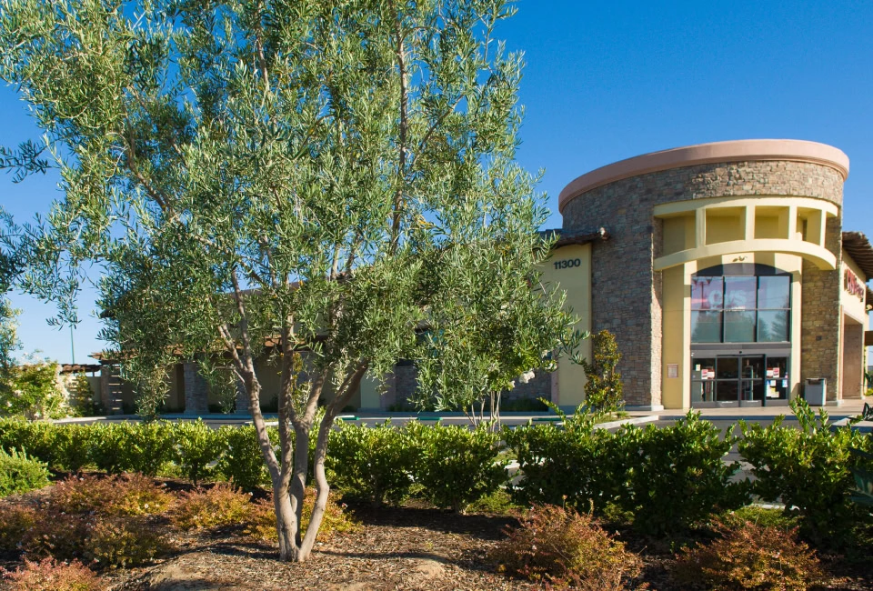 grand island village gallery 3
