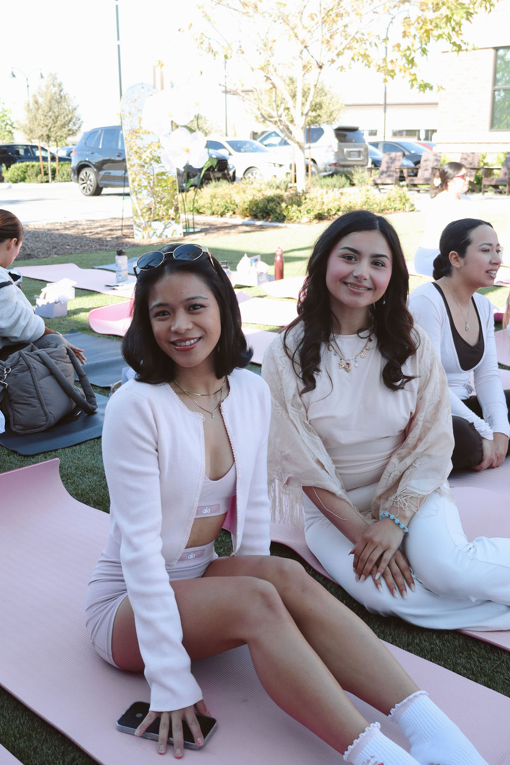 Summer Lives Here 3 PIQUEWELLNESS BARREBUNNIES 4655